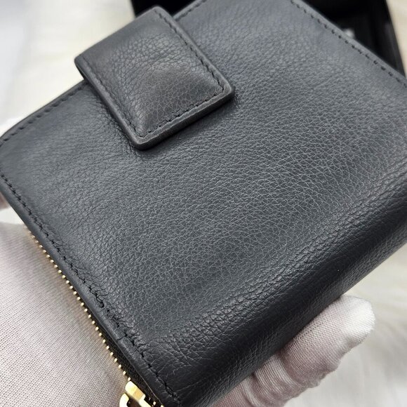 Saint Laurent  Bi-fold Wallet in Grey Leather - Picture 8 of 16